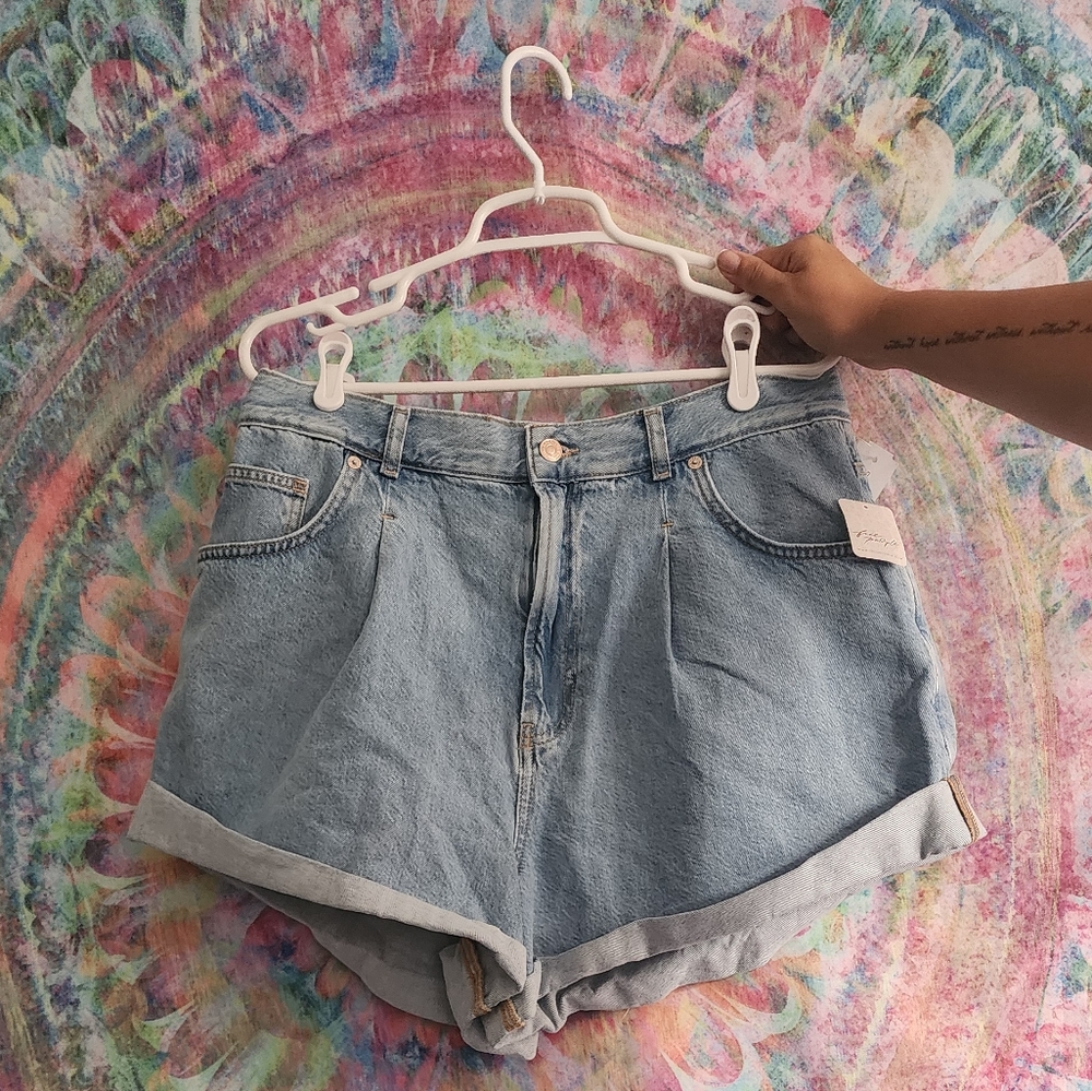 Free People Danni High Rise Shorts